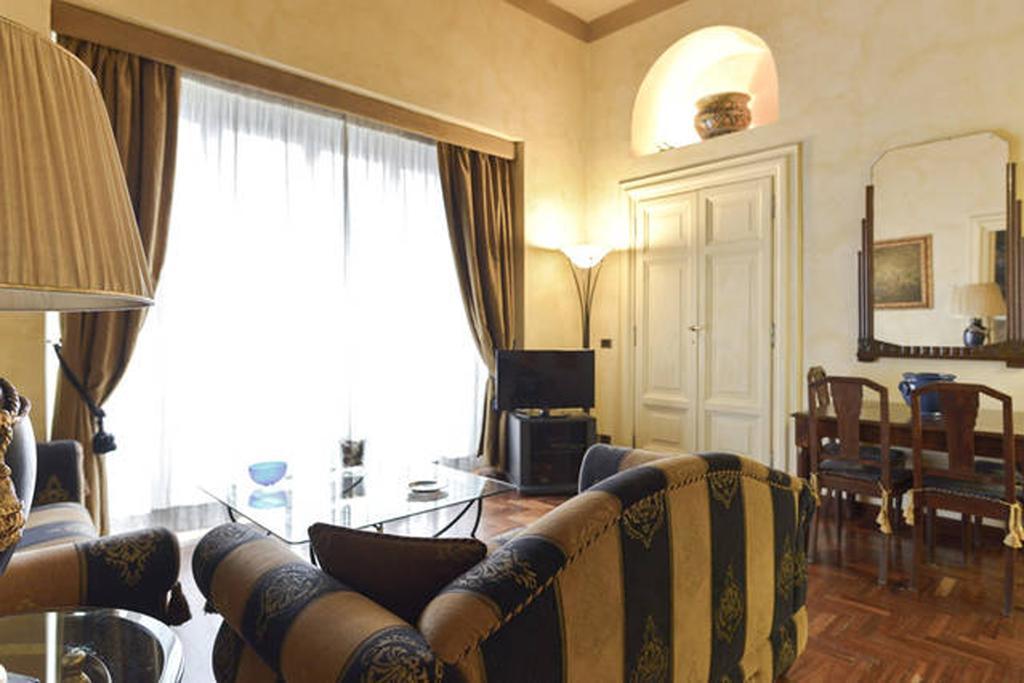 Parione Suite Piazza Navona Rome Exterior photo
